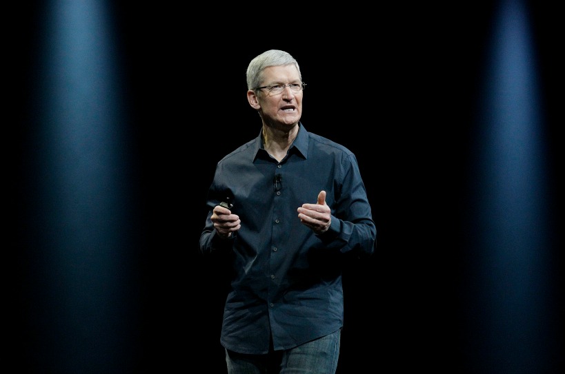 Tim Cook, CEO de Apple, planea terminar de pagar los estudios de su sobrino de 10 años y después dará el resto de su fortuna a varias ONG.