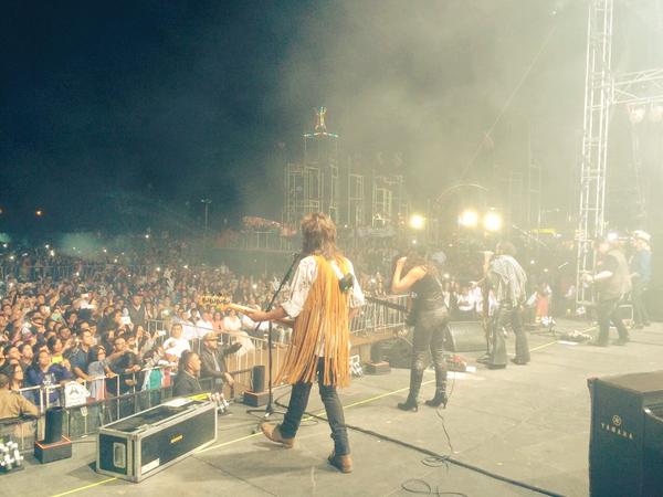 El grupo Moderatto prendió al público en las Fiestas de Abril 2015.