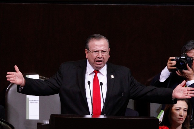 Heriberto Galindo, El presidente de la Comisión de Derechos Humanos de la Cámara de Diputados.