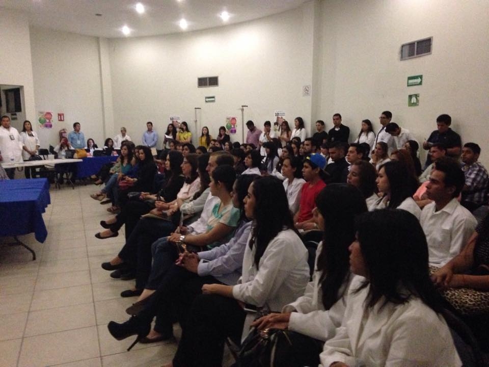 Profesionales de la salud y Universidades locales unieron esfuerzos.