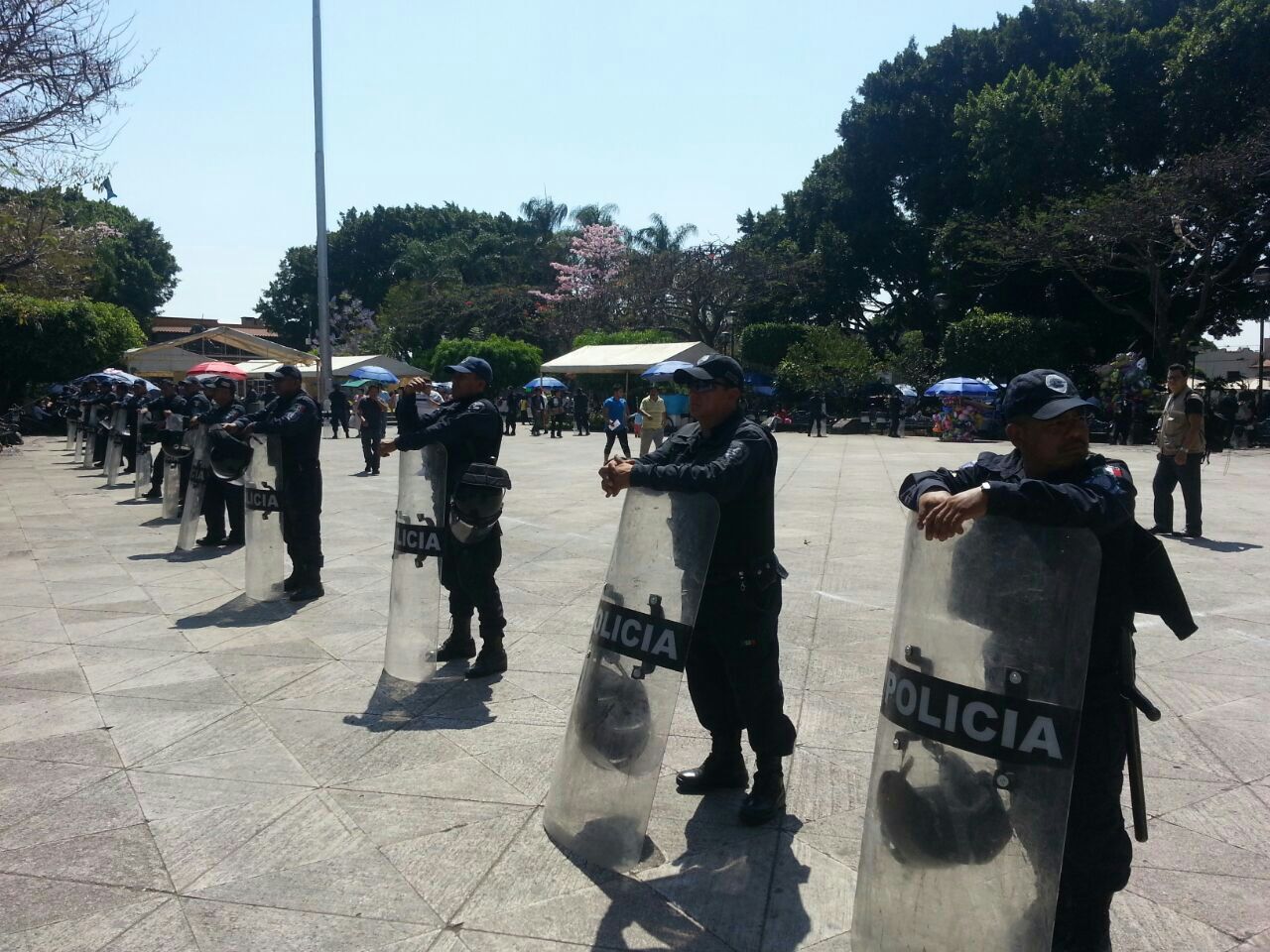 Ayer se impidió el paso de manifestantes al zócalo por seguridad. 