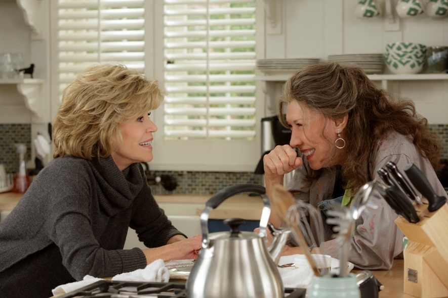 Jane Fonda y Lily Tomlin protagonizan la serie ‘Grace and Frankie’,