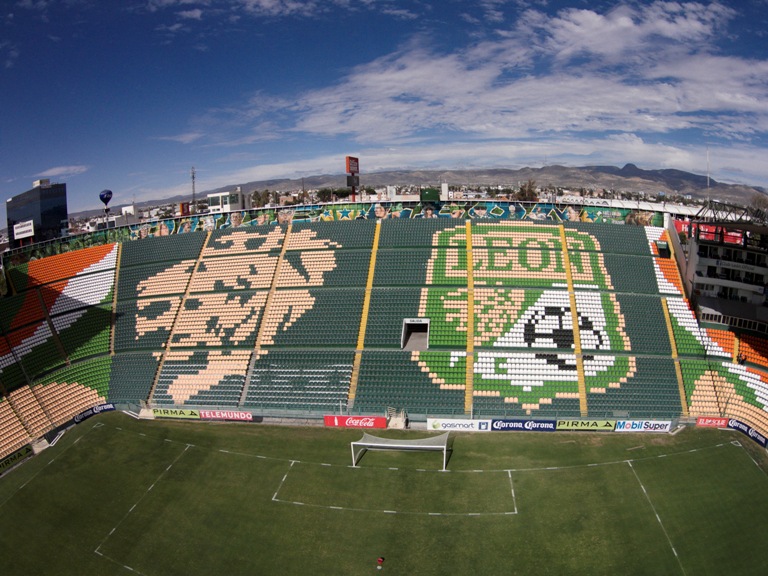 Nou Camp, León