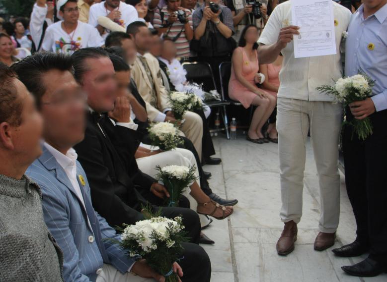 En Tamaulipas 68 parejas ganaron amparo para poder casarse.