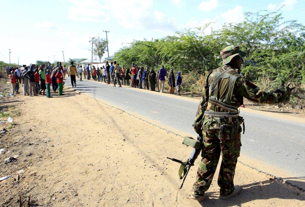 El grupo islamista radical Al Shabab, irrumpió el la Universidad de Garissa dejando 147 muertos. 