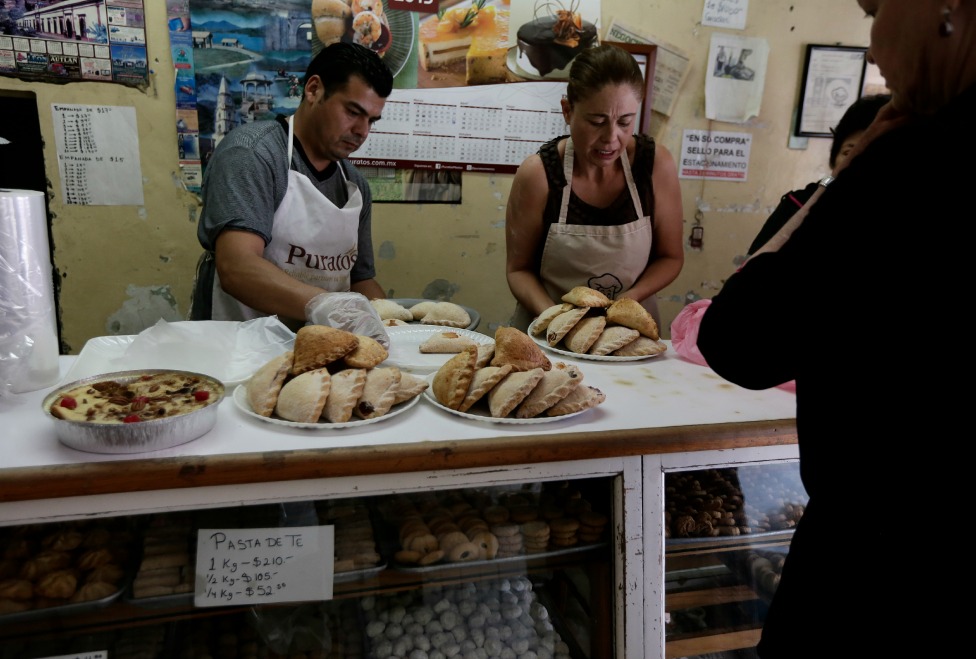 Panadería la Providencia, comparte su tradición a la que se dedican desde hace 67 años.