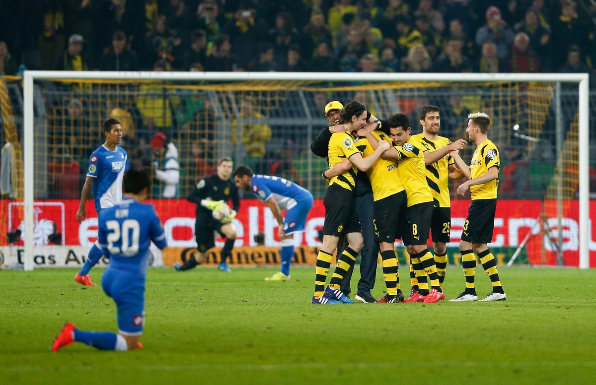 Borussia Dortmund festeja su pase a la semifinal