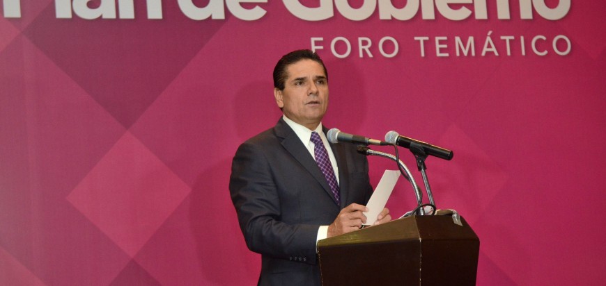 Silvano Aureoles dijo que la decisión del Consejo General del INE de multar al PRD por supuestas anomalías en su precampaña no se ajusta a la verdad. 