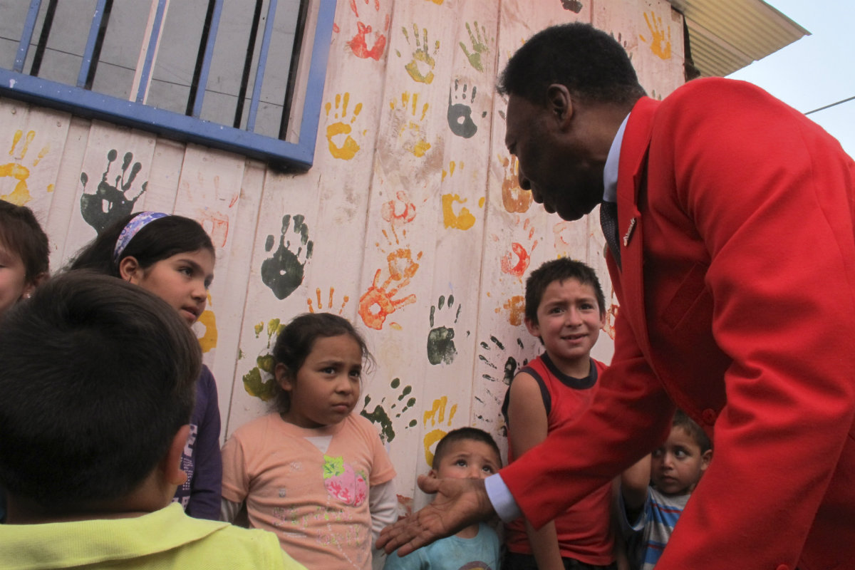 Pelé durante un evento en Chile 