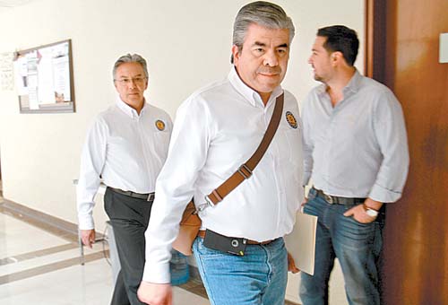 El íder del PRD capitalino, Raúl Flores, pidió que la autoridad electoral sea imparcial.