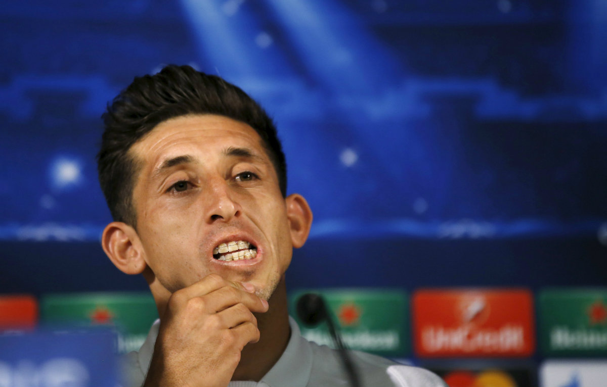 Héctor Herrera en conferencia de prensa 