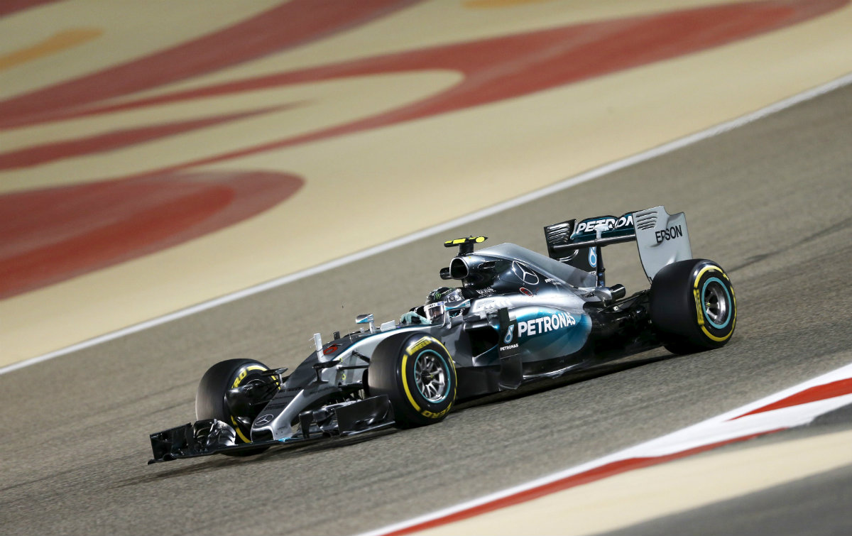 Nico Rosberg en la segunda práctica de Baréin 