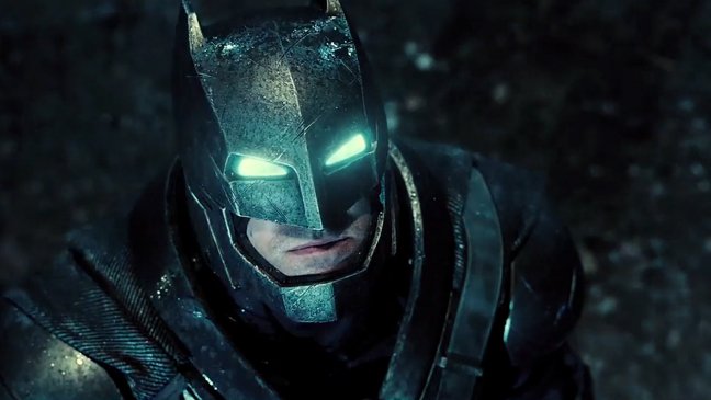 Primer tráiler oficial de 'Batman v Superman'. 