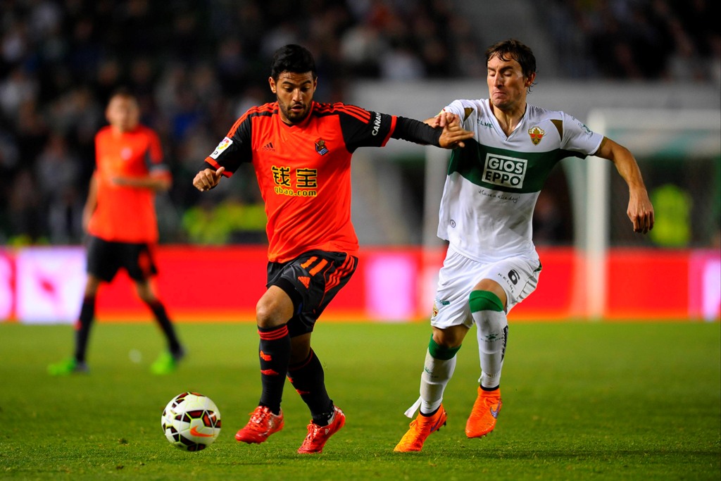 Carlos Vela tuvo minutos en la derrota de la Real Sociedad ante el Elche 