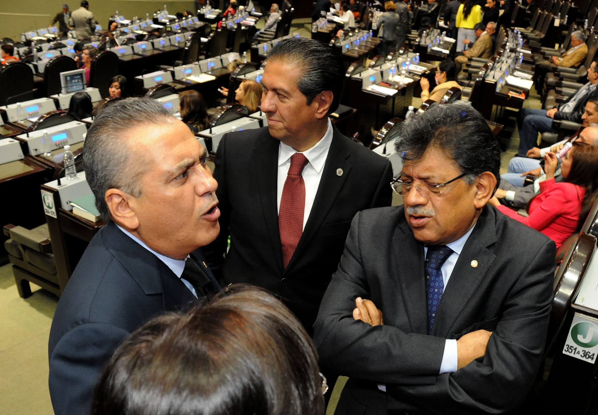 Miguel Alonso Raya detalló que el grupo parlamentario del PRI solicitó en la Jucopo diferir el debate de la Ley de Ahorro y Crédito Popular.