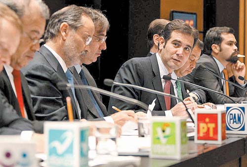 Lorenzo Córdova, titular del INE, en el foro Participación Ciudadana y Fortalecimiento de la Democracia. 