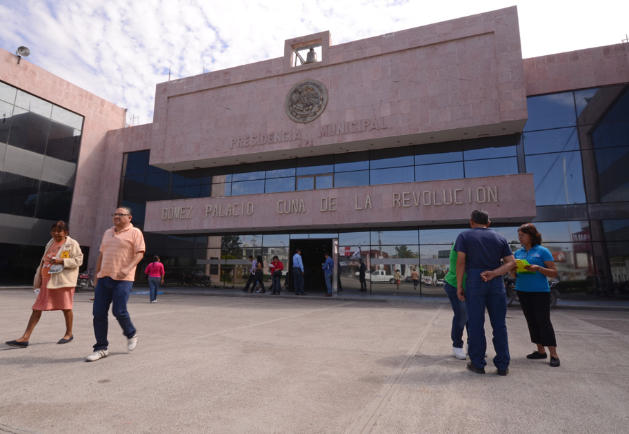  El ayuntamiento que encabeza el alcalde José Miguel Campillo Carrete, iniciará en breve y de manera oficial la solicitud de contratación ante Banobra