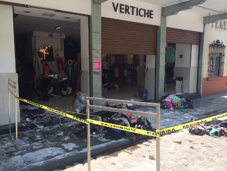 El incendio comenzó poco después de las siete de la mañana y dejó pérdidas considerables. 