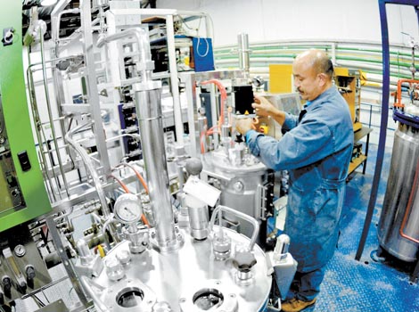 Modifican los genes de microorganismos para que resistan zonas de poco oxígeno en reactores comerciales.