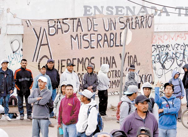 Protesta de trabajadores agrícolas en Baja California.