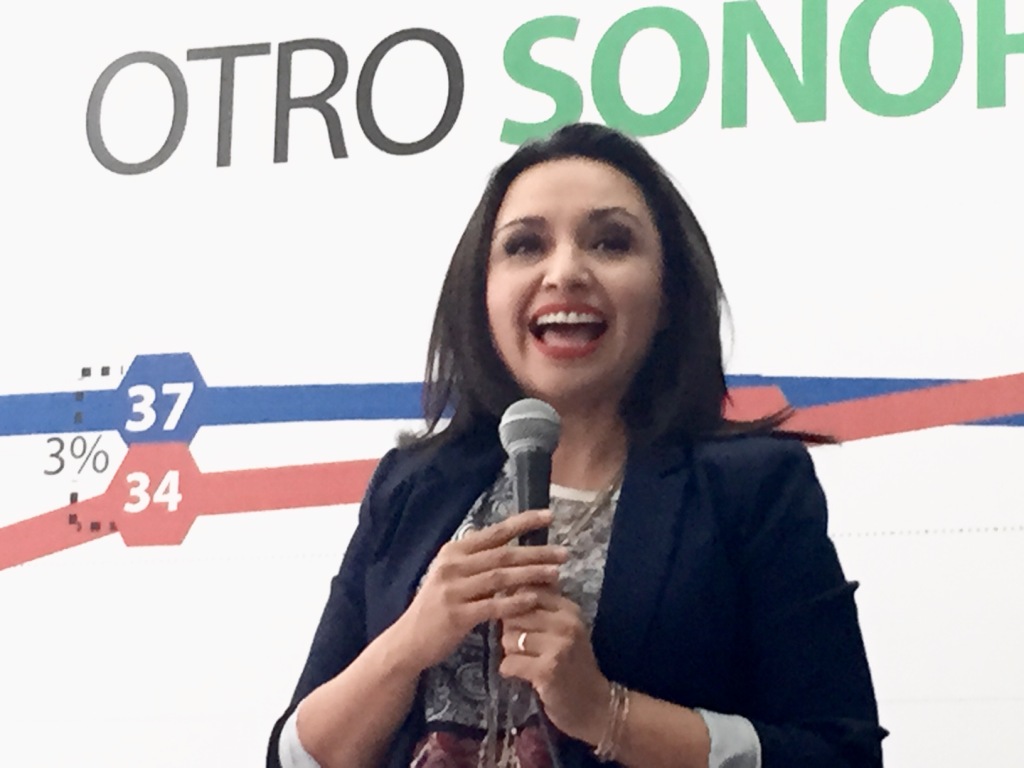 Rivera dijo que la tendencia a favor de la candidata Pavlovich "es irreversible" y su campaña "va sólida y creciendo". 
