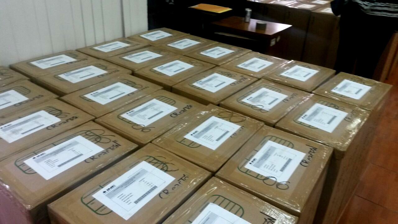 El Consejo Local del Instituto Nacional Electoral de Coahuila recibió las listas nominales con 11 horas de retraso.