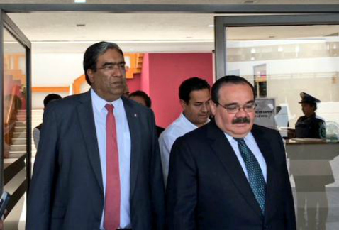 Mauricio López, presidente del PRI-DF, y Jorge Carlos Ramírez Marín, representante de ese partido ante el INE, presentaron una queja contra el gobiern