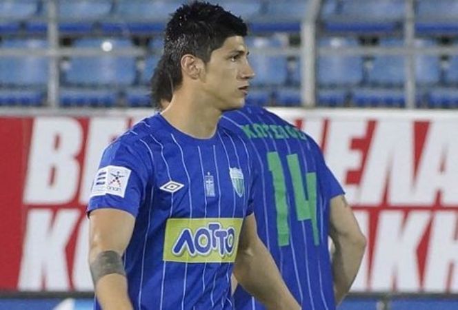 Alan Pulido, delantero mexicano