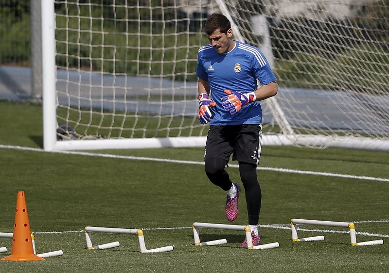Iker Casillas en un entrenamiento con el Real Madrid 