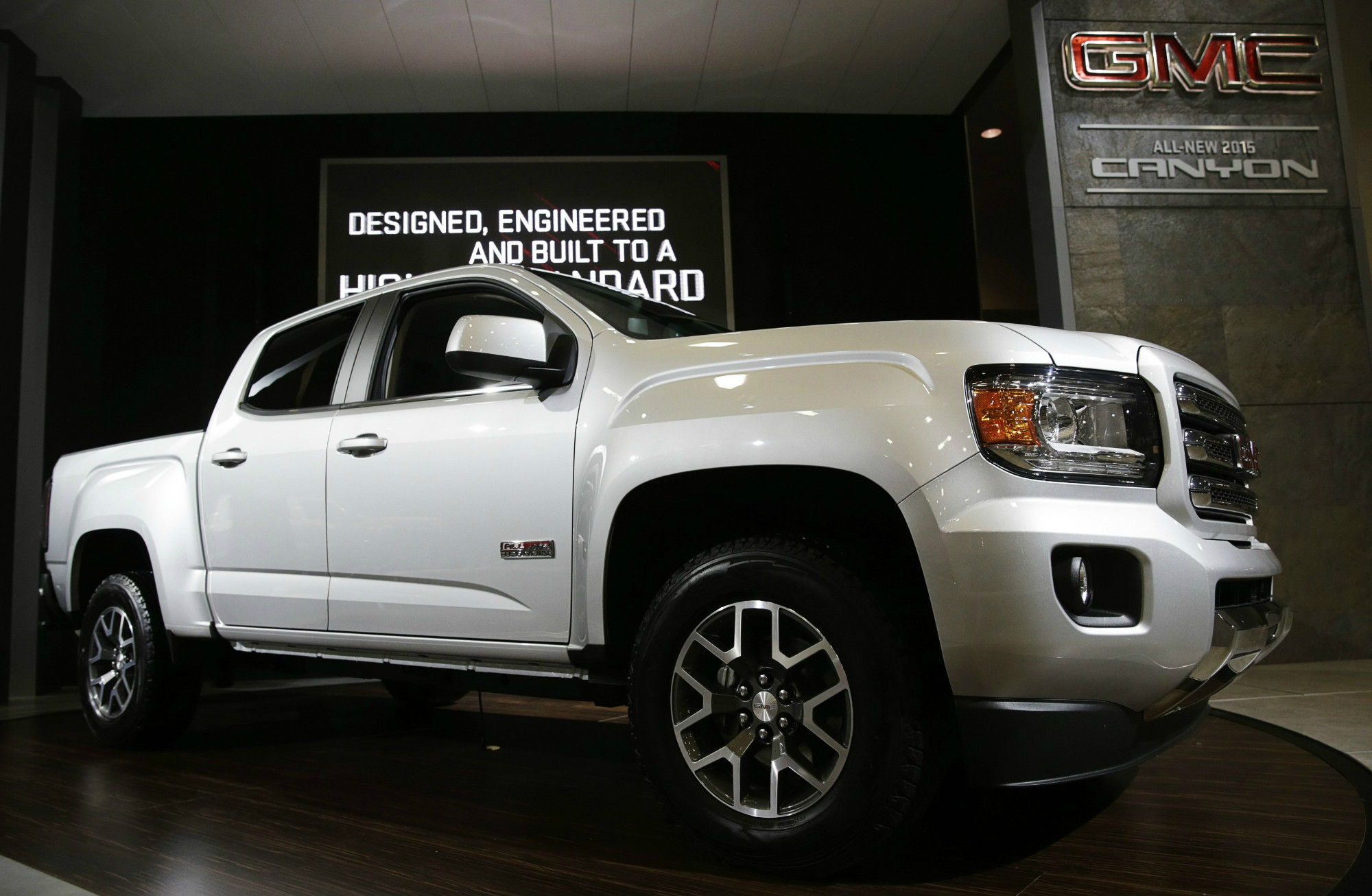 Industria automotriz de EU sigue en camino a su mejor año en ventas desde 2006.