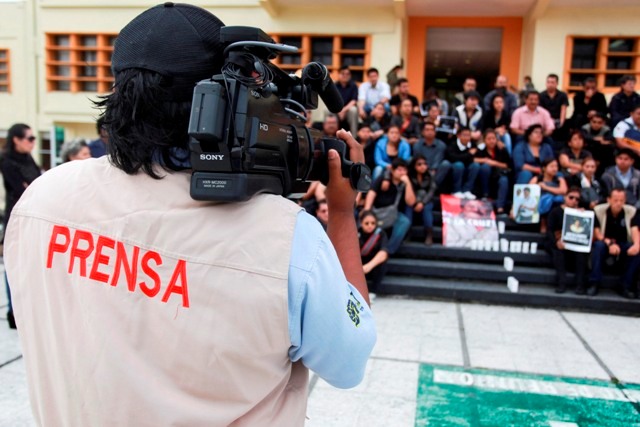 Pide ONU mayor protección a periodistas. En México, los periodistas han realizado varias manifestaciones exigiendo el respeto a la libertad de prensa.