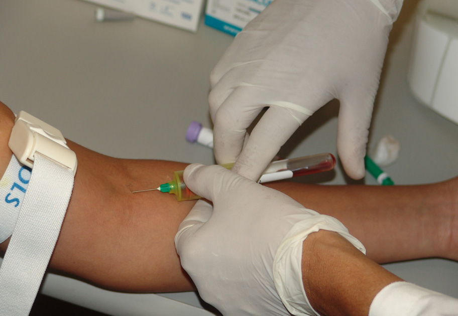El ser donador altruista te asegura que tu o un familiar tendrá sangre disponible en el momento que la requiera. 