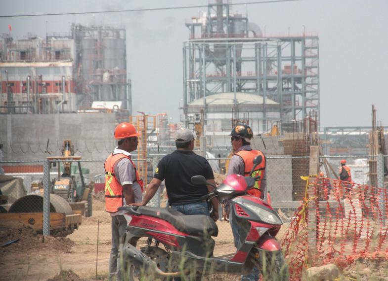 Se requiere de obreros especializados para petroleras.