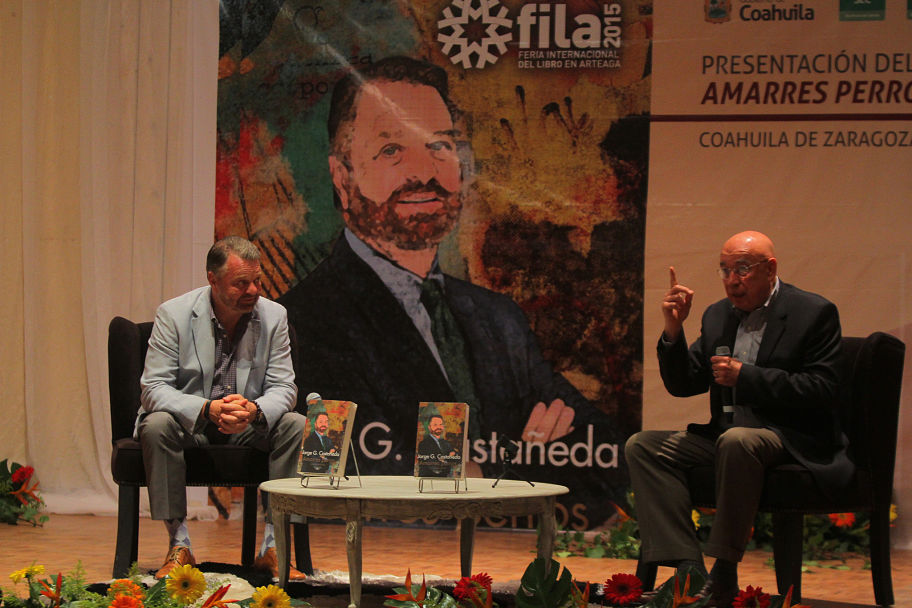 Se presentó el libro "Amarres Perros" de Jorge Castañeda en el Museo Regional de La Laguna.