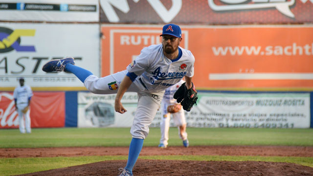 Josh Lowey lanzó seis entradas de tres carreras y siete hits.