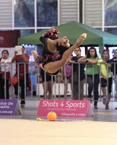 La gimnasta tampiqueña Edna García Amor.