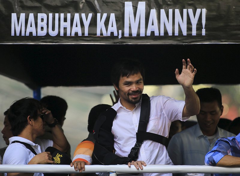 Manny Pacquiao fue recibido por una multitud en Filipinas 