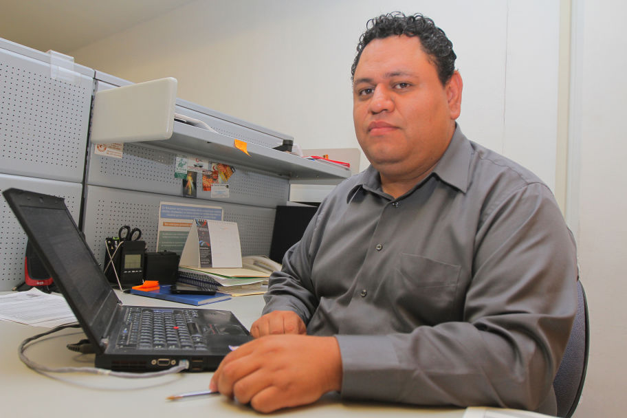 "Es necesario que un profesional tenga habilidades como para abordar gente, ir a negociar".