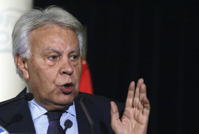 El ex presidente del gobierno español, el socialista Felipe González, es esperado el próximo lunes en Caracas junto a otros ex mandatarios