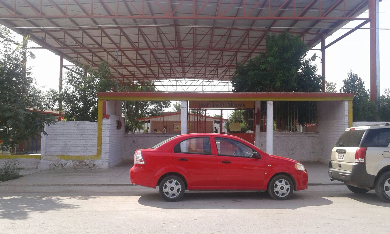 El jardín de niños José R. Mijares suspendió clases desde hoy jueves.