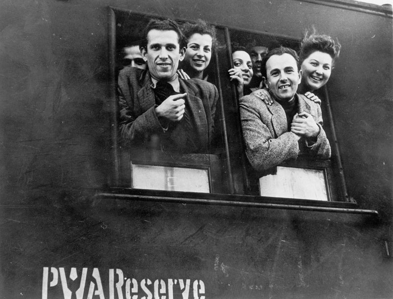 refugiados, exiliados, segunda guerra mundial, hitler II guerra mundial, tren antiguo
