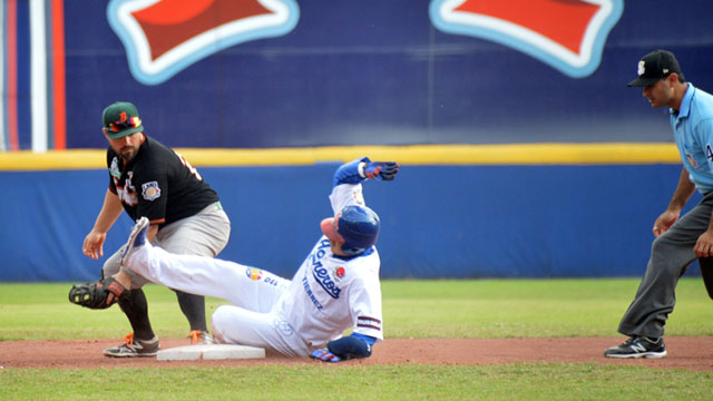 Acereros barrió a Broncos 