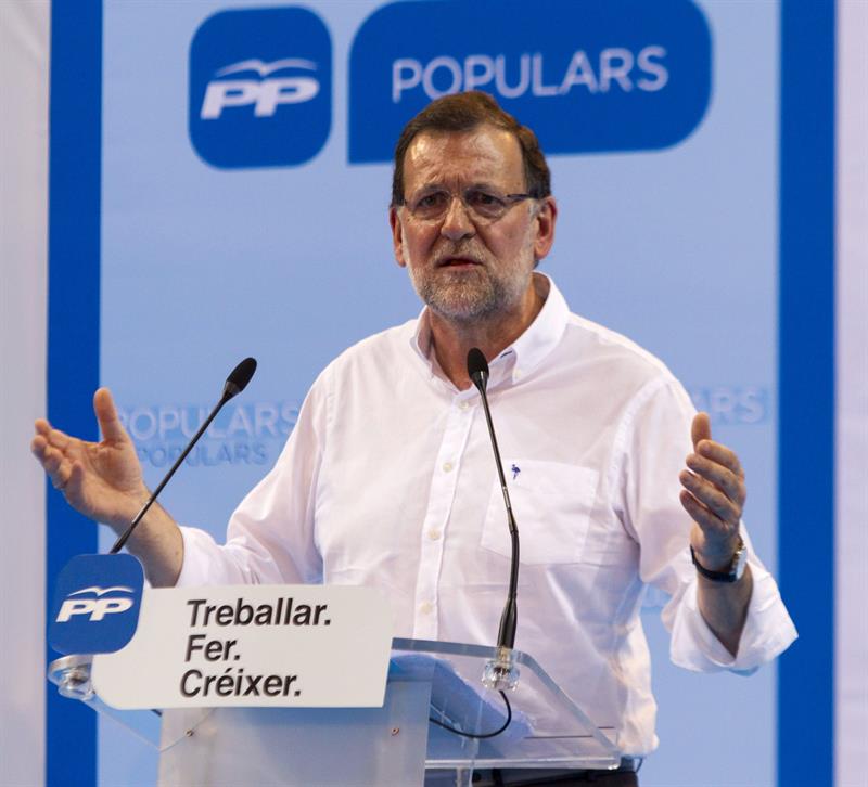 El presidente del gobierno español, Mariano Rajoy, en un mitin del PP en Palma de Mallorca ante las elecciones del próximo domingo