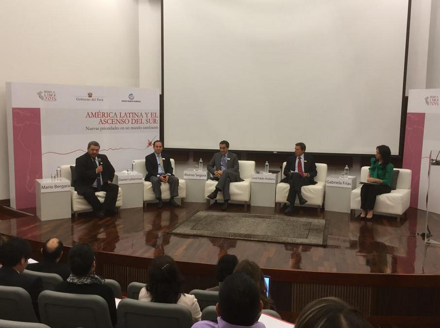 Panel "Los países del Sur: ¿nuevos dueños de la economía global?”. 