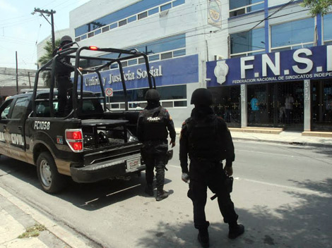 Fuerza Civil permanece en el sitio. 