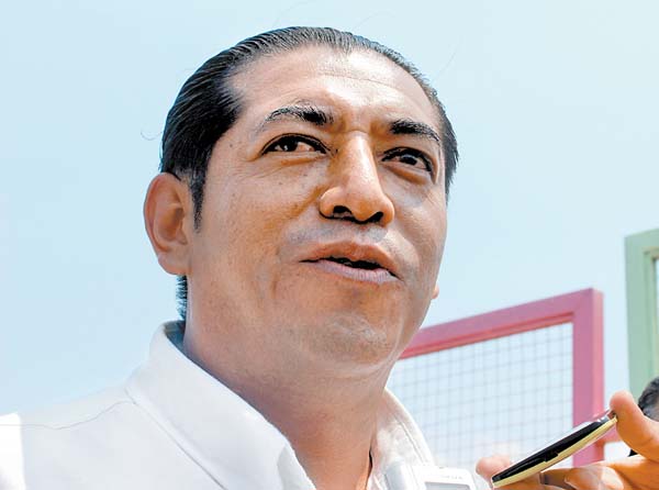 Jesús Parra, el aspirante priista que se define como un hombre religioso.