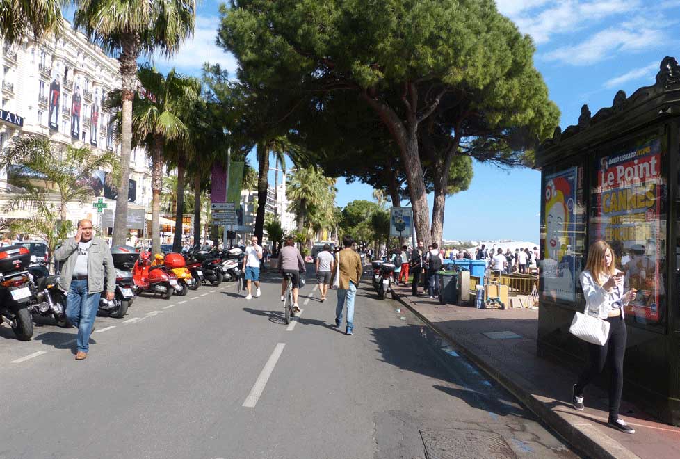 La famosa calle la Croisette en Cannes