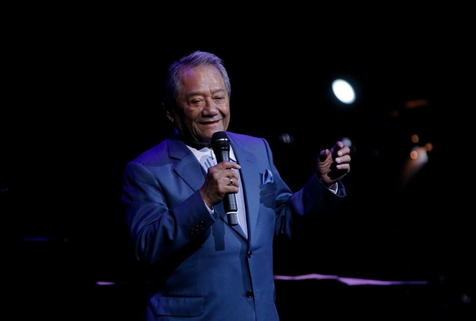 Armando Manzanero y Fabiola Frikmann complacen a los tapatíos 
