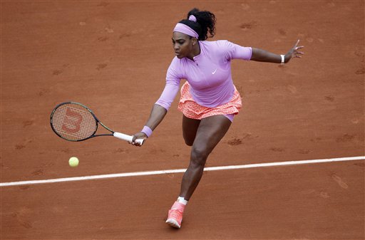 Serena Williams en su primer partido en el Roland Garros 