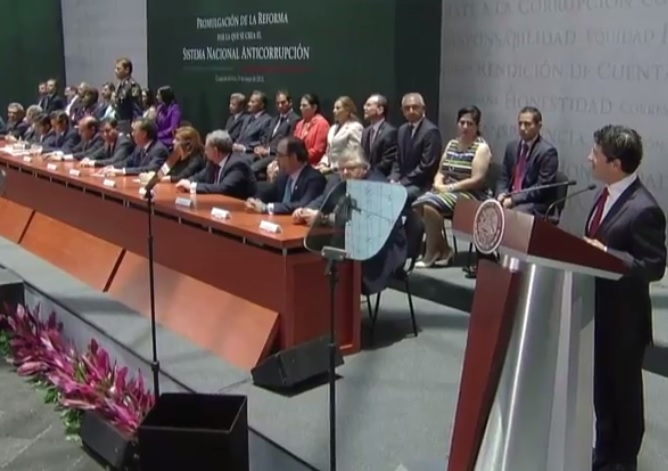 Promulgación de la reforma constitucional para crear el Sistema Nacional Anticorrupción.
